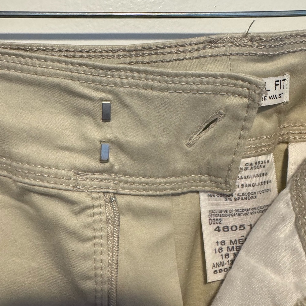 Lee Natural Fit Beige Khaki Business Casual Cropped Pants - Picture 3 of 5